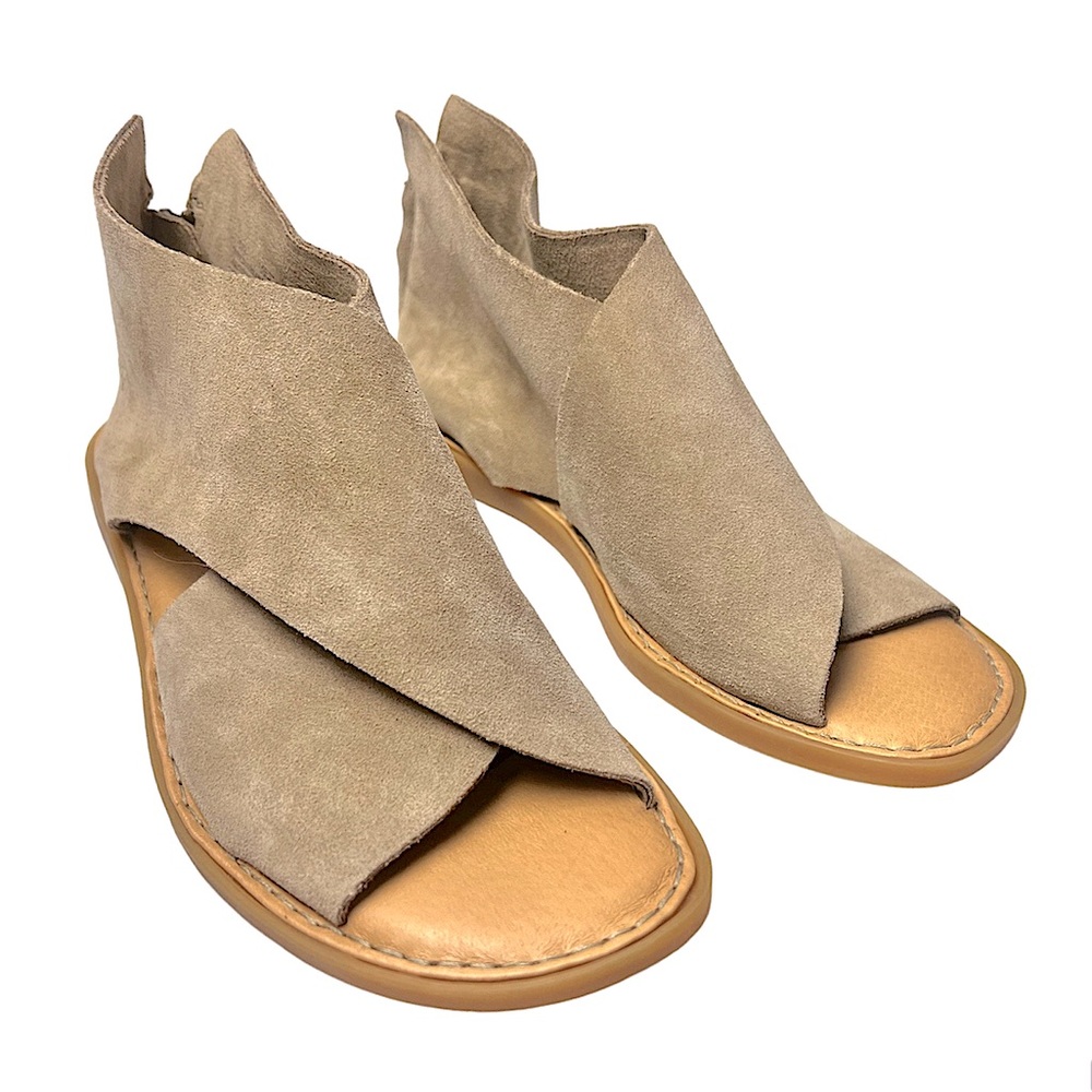 Born Beige Women's Open-Toe Sandals
